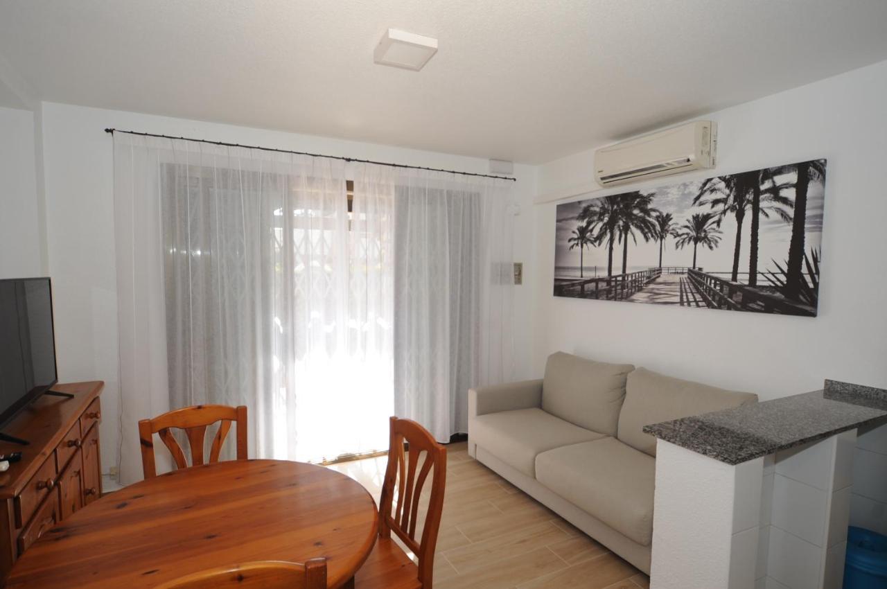 Orange Park Estudio Jardin Vista Piscina 贝尼卡西姆 外观 照片